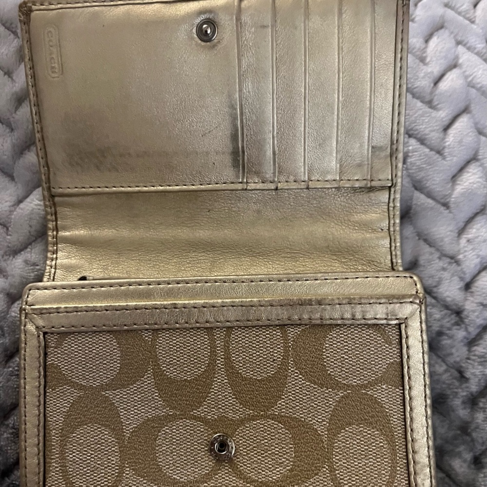 Coach Tan & Gold Canvas & Leather Trim Signature Wallet. - Picture 9 of 16